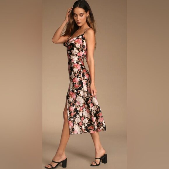 NWT Lulu’s Moment of Chic Black Floral Print Satin Lace-Up Midi Dress XS - Picture 3 of 11
